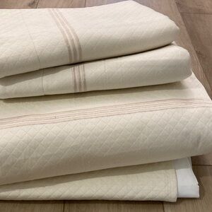 Elegant King Quilted Bedding Set